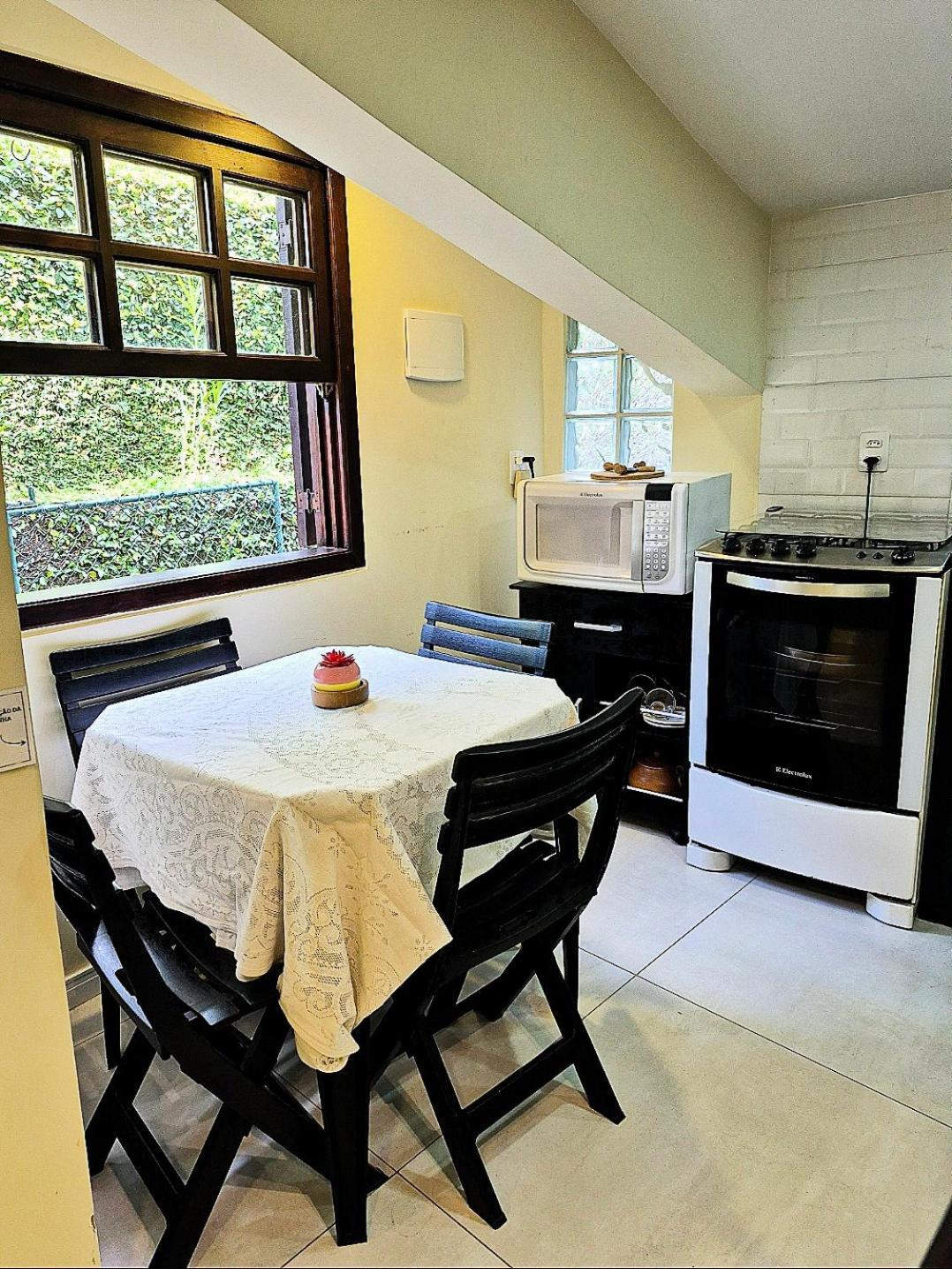 Recanto De Itaipava - Casa Com Forno De Pizza A Lenha, Churrasqueira, Pet Friendly, Equipada Para Ate 6 Pessoas, Em Meio A Natureza E Proxima Ao Centro Do Bairro Петрополіс Екстер'єр фото